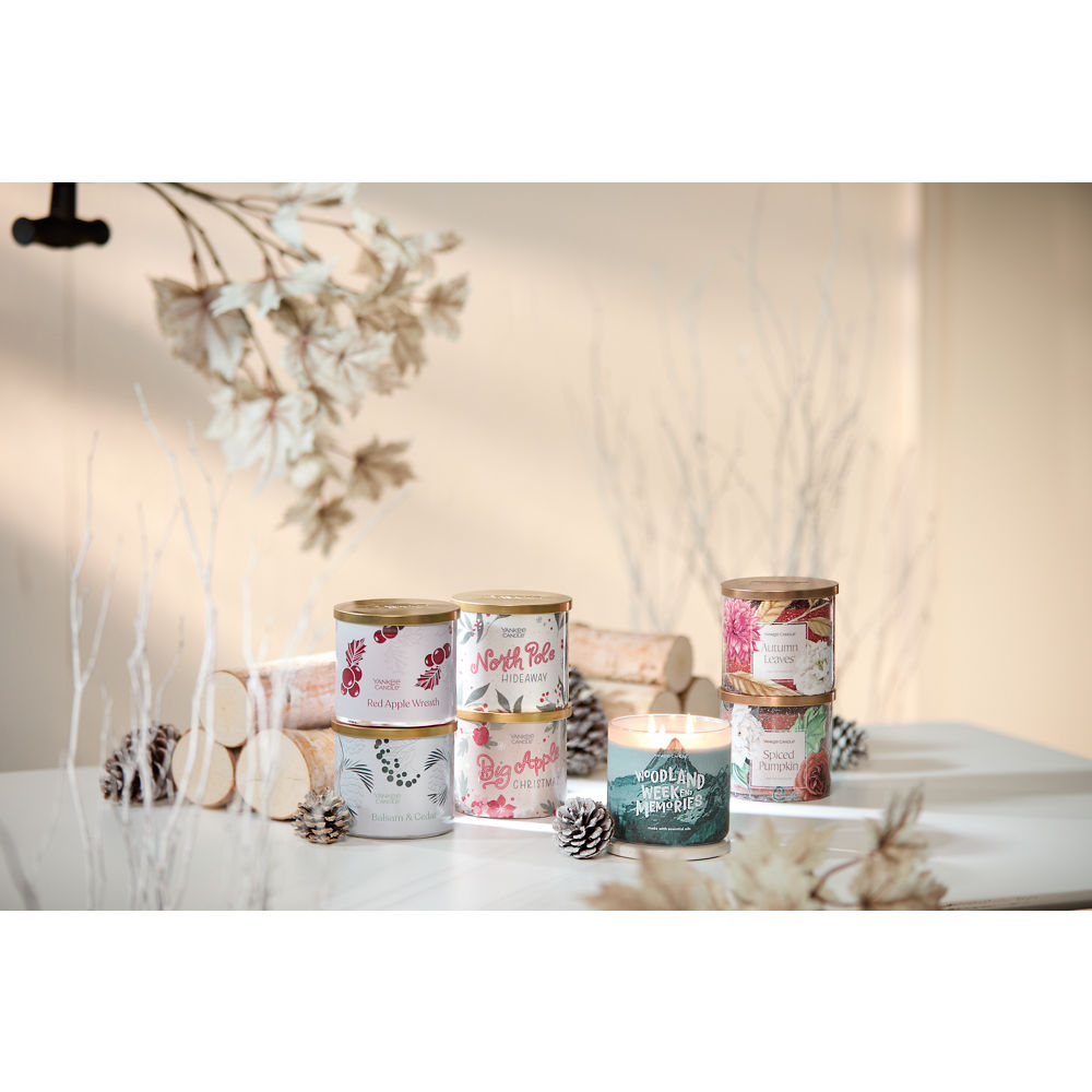 North Pole Hideaway 3-Wick Candle - Image 4