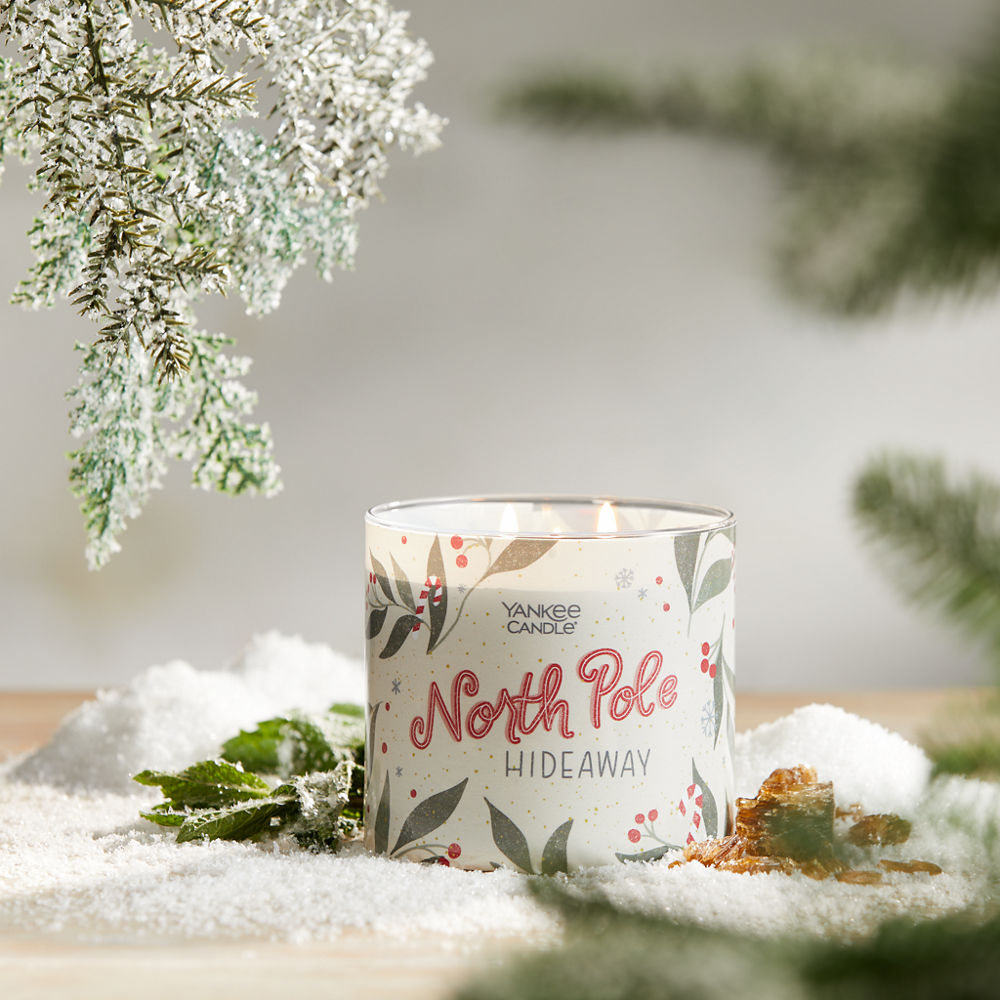 North Pole Hideaway 3-Wick Candle - Image 7