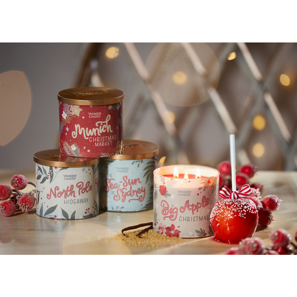 North Pole Hideaway 3-Wick Candle - Image 9