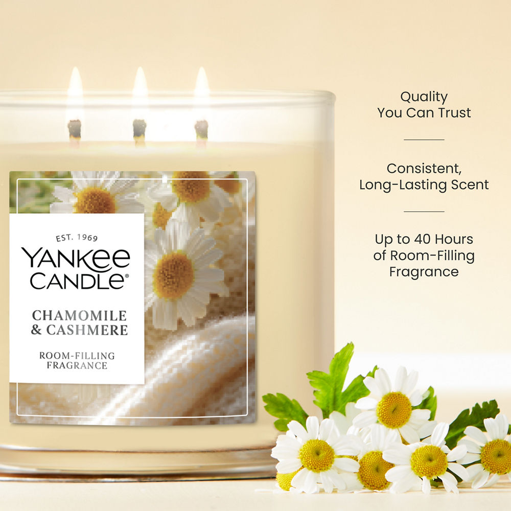 Chamomile & Cashmere 3-Wick Candle - Image 4