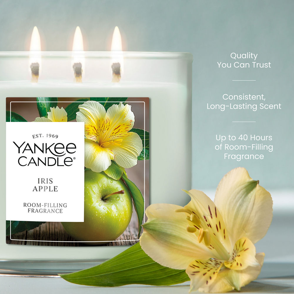 Iris Apple 3-Wick Candle - Image 4