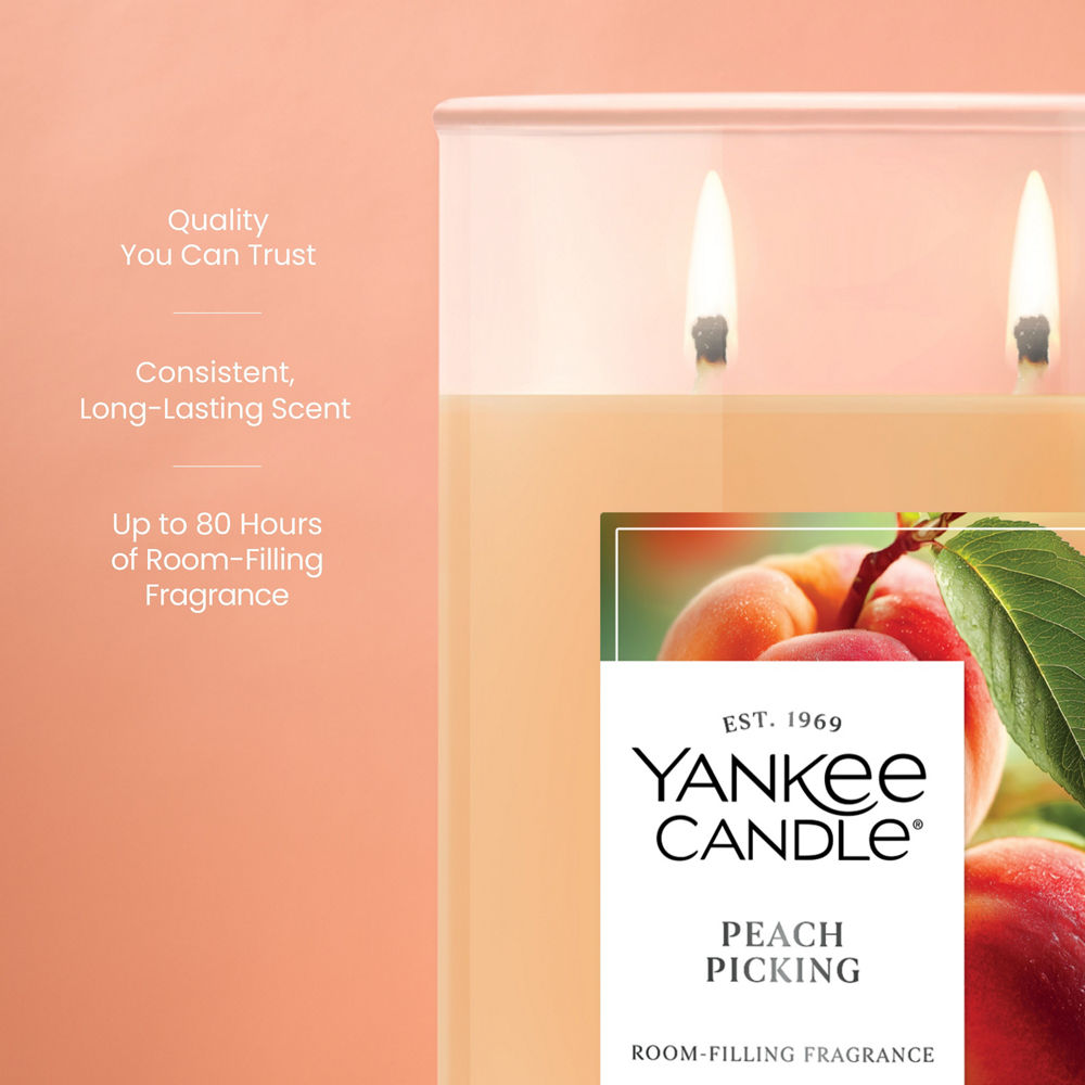 Peach Picking Large Tumbler Candle - Image 4