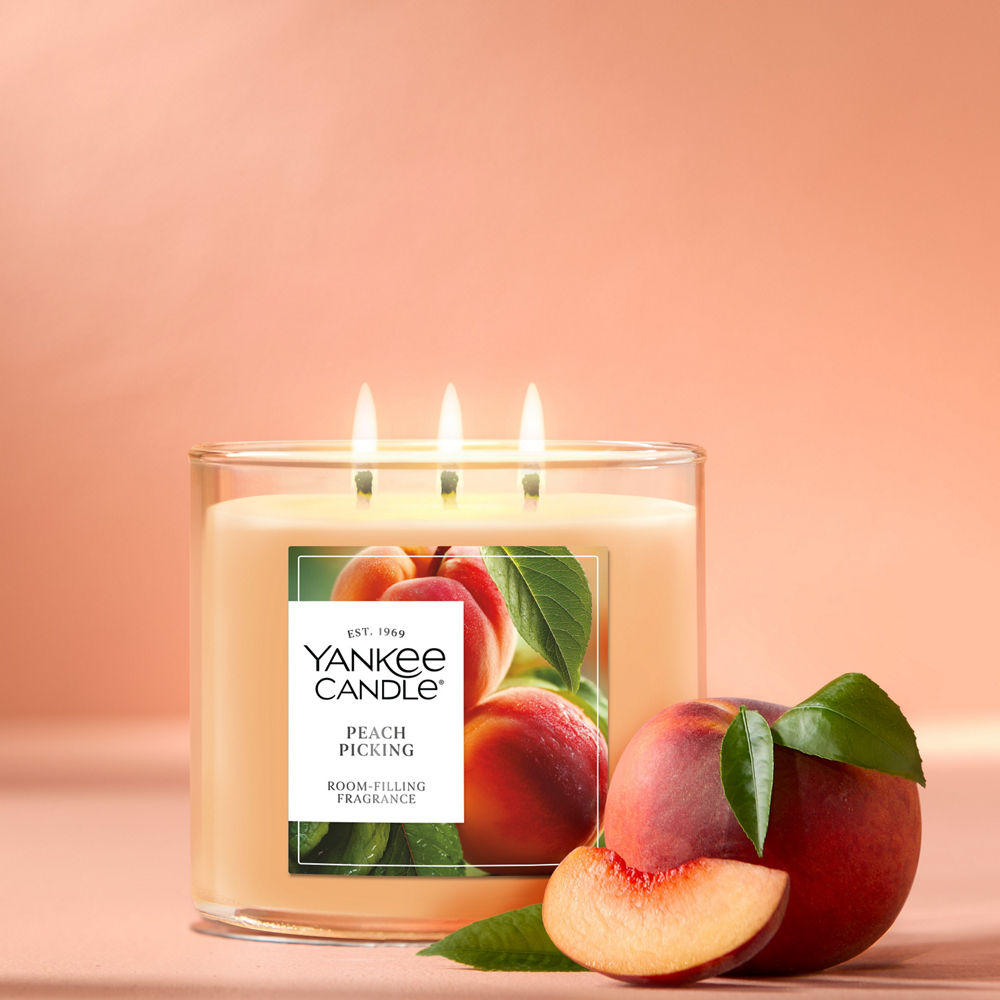 Peach Picking 3-Wick Candle - Image 2