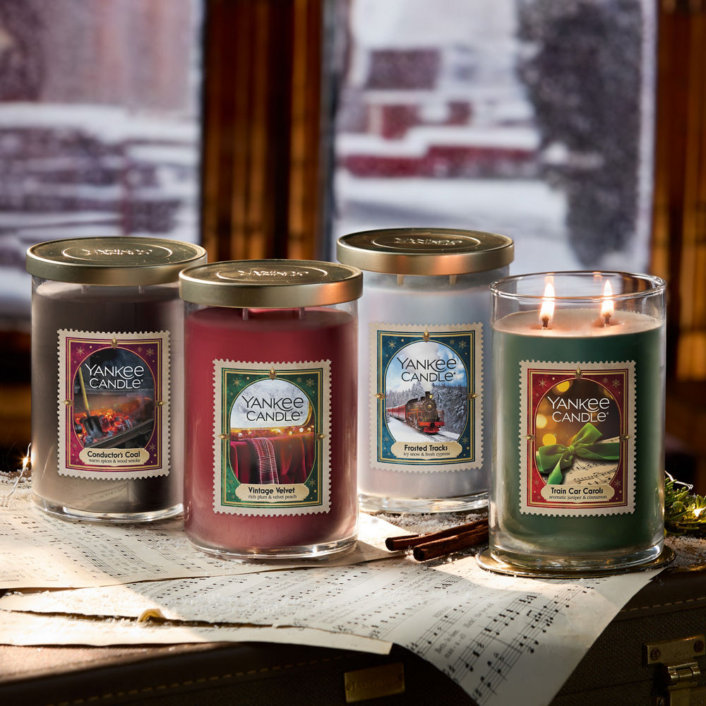 Train Car Carols Large Tumbler Candle - Image 5