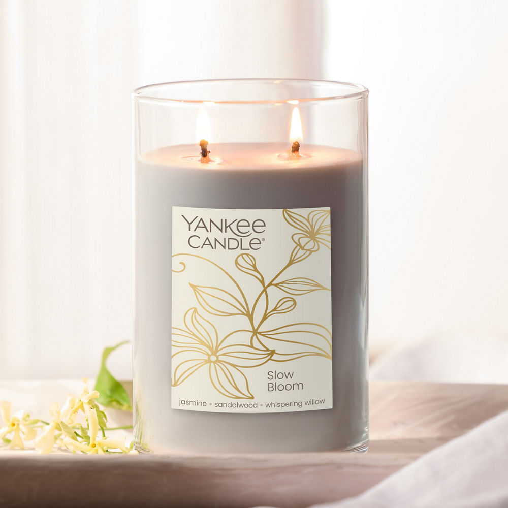 Slow Bloom Large Tumbler Candle - Image 2