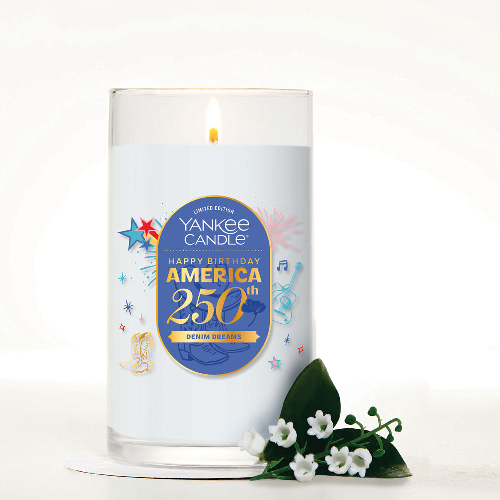 Denim Dreams Medium Pillar Candle - Image 2