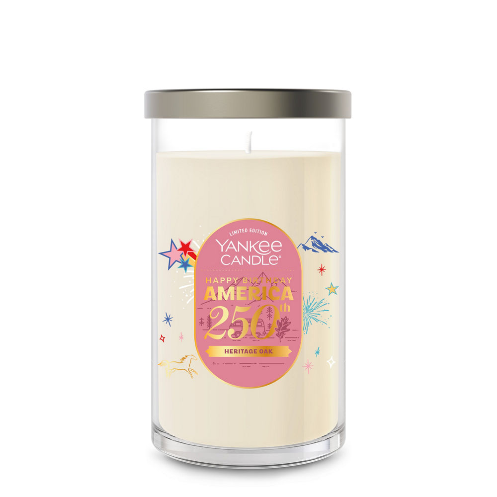 Heritage Oak Medium Pillar Candle