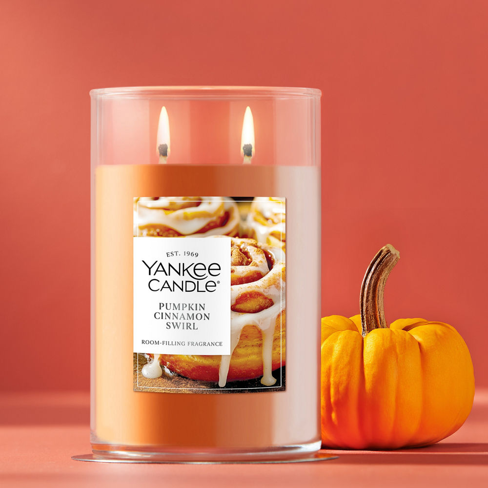 Pumpkin Cinnamon Swirl Large Tumbler Candle - Image 2