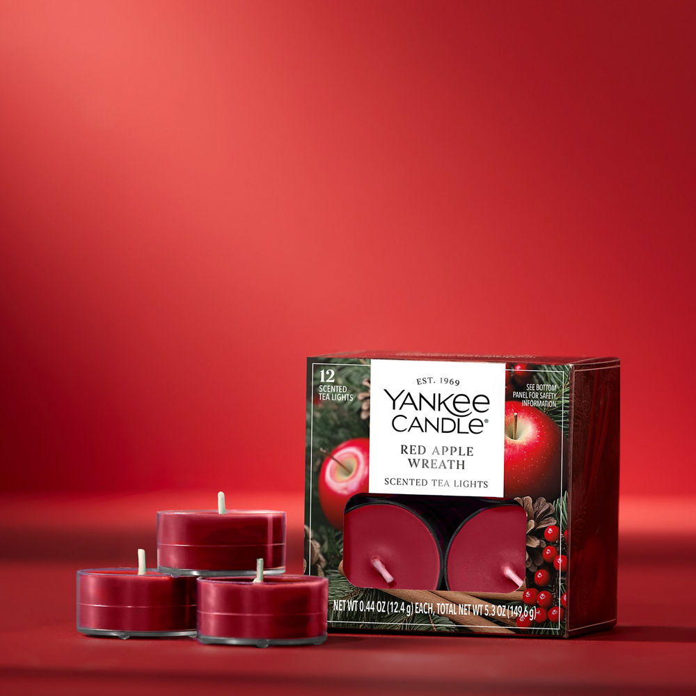 Red Apple Wreath - Image 2